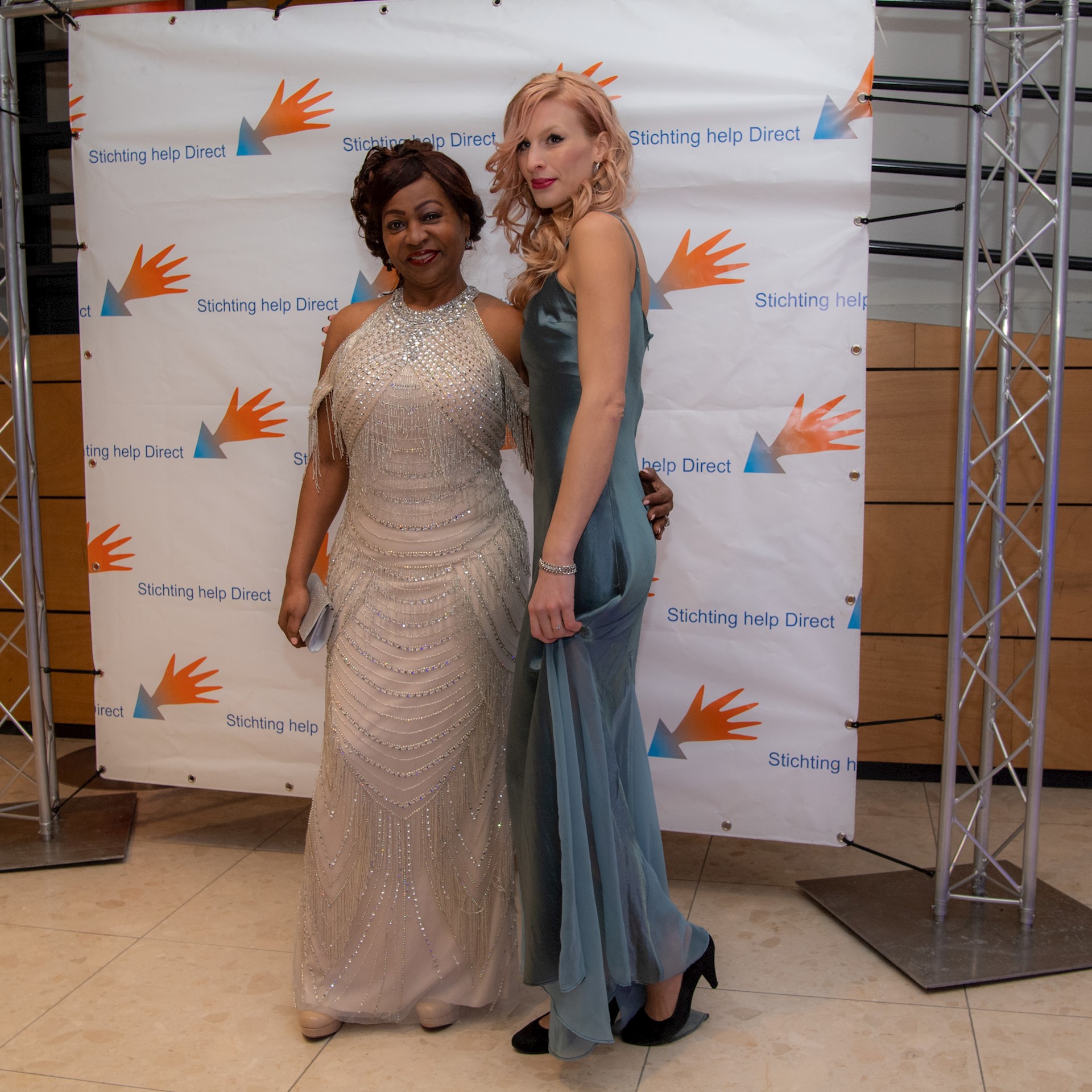 HelpDirect_YolandaVisser-9714.jpg